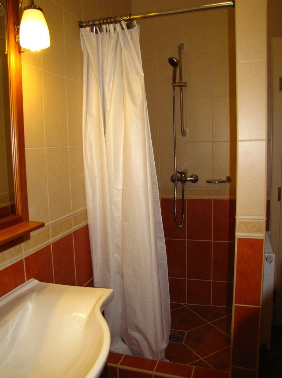 Szegfu Apartman Hajduszoboszlo Exterior foto