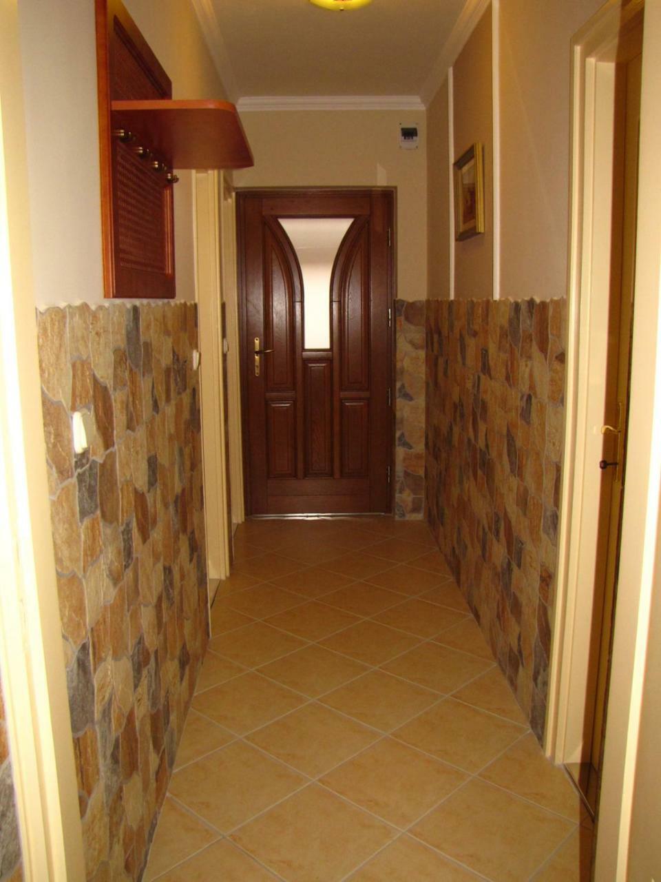 Szegfu Apartman Hajduszoboszlo Exterior foto